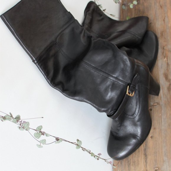 Audrey Brooke Abhigrade Over the Kneel Black Leather Boots - Picture 5 of 5